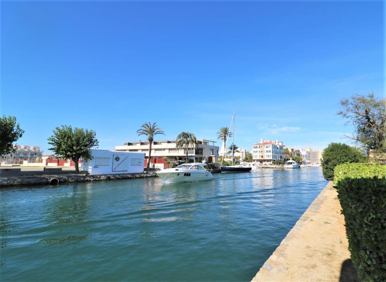 Delta Muga, Piso Muy Cerca De La Playa Apartment Empuriabrava Exterior foto